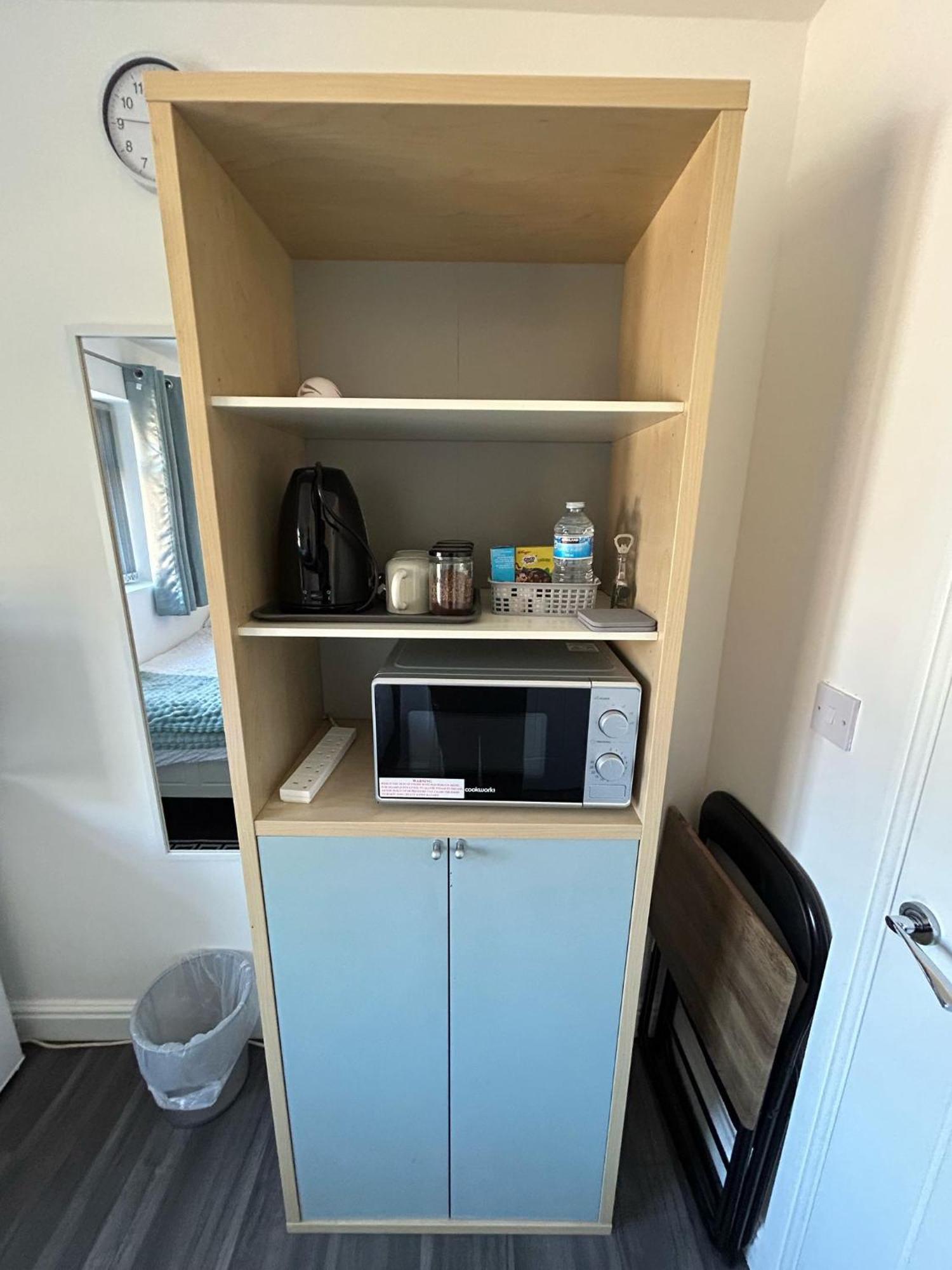Homestay Private & En-suite Bathroom - Long Term & Contractors Welcomed Birmingham